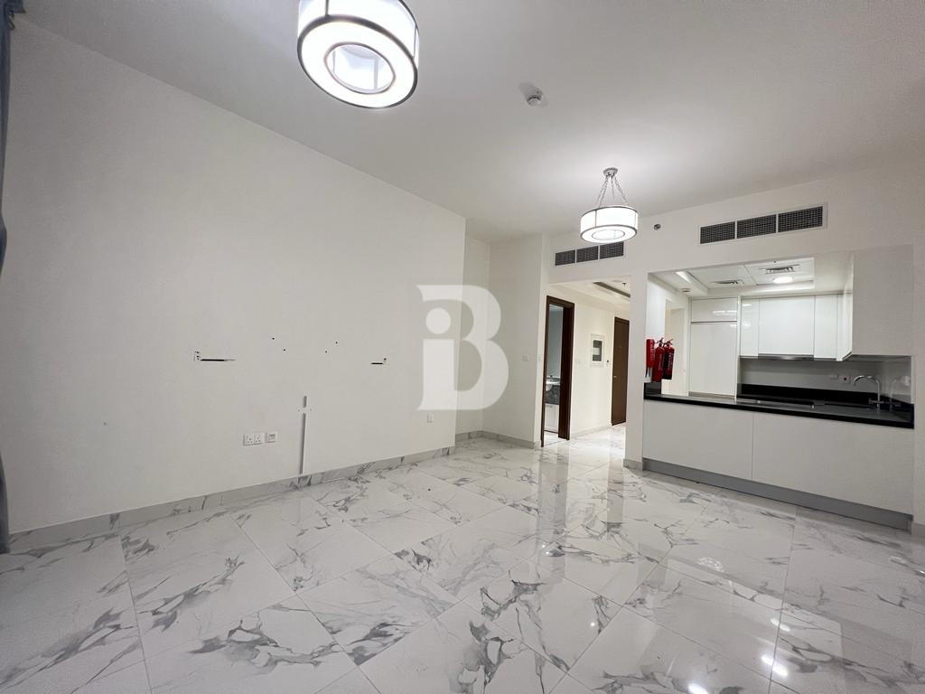 Canal View | Spacious | Great Location