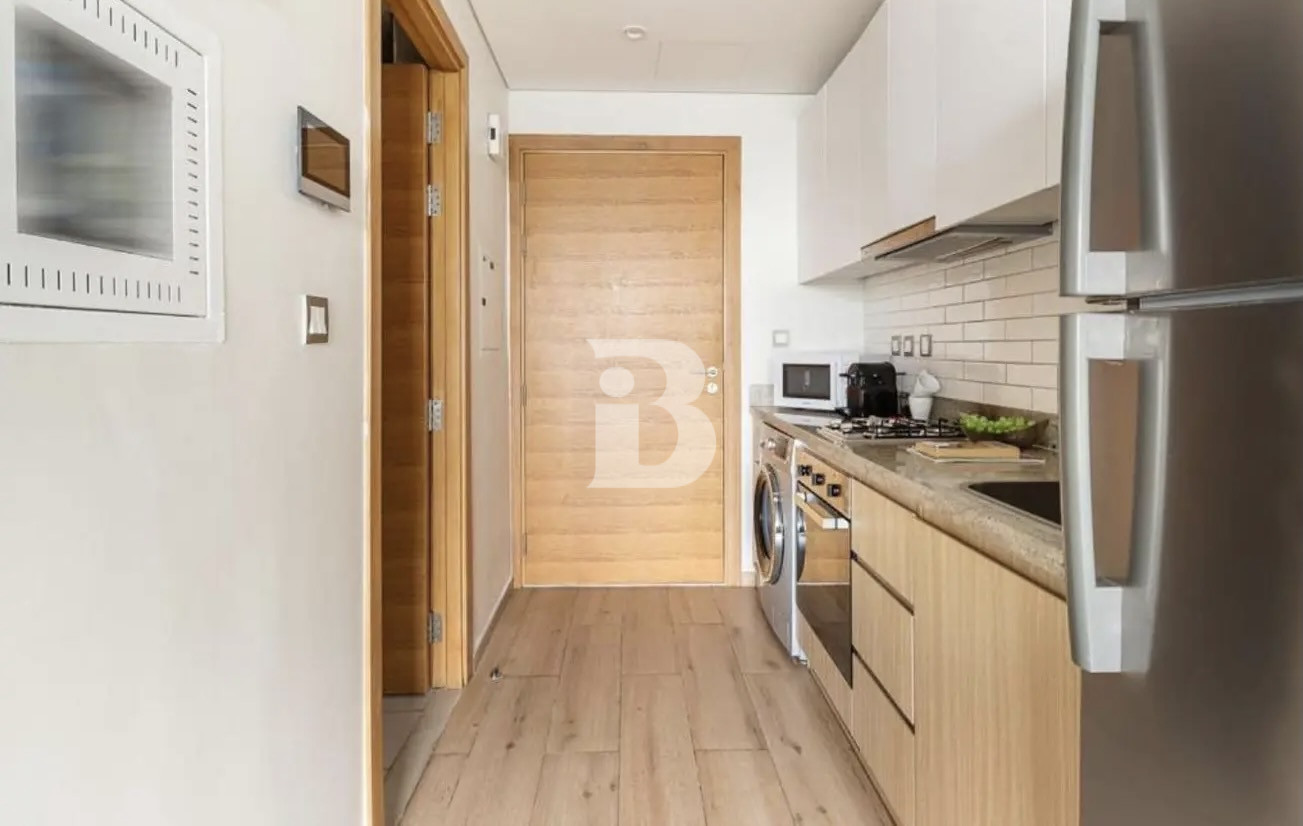 SPACIOUS STUDIO | UNFURNISHED  | GREAT LOCATION