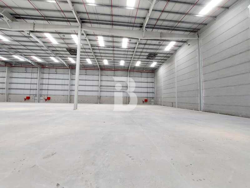 High-Quality Warehouse with High Specification
