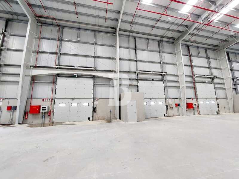 High-Quality Warehouse with High Specification