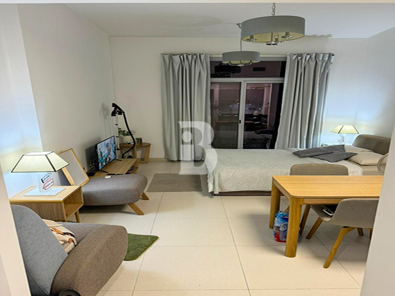 Chiller Free | Fully Furnished | Near to Metro