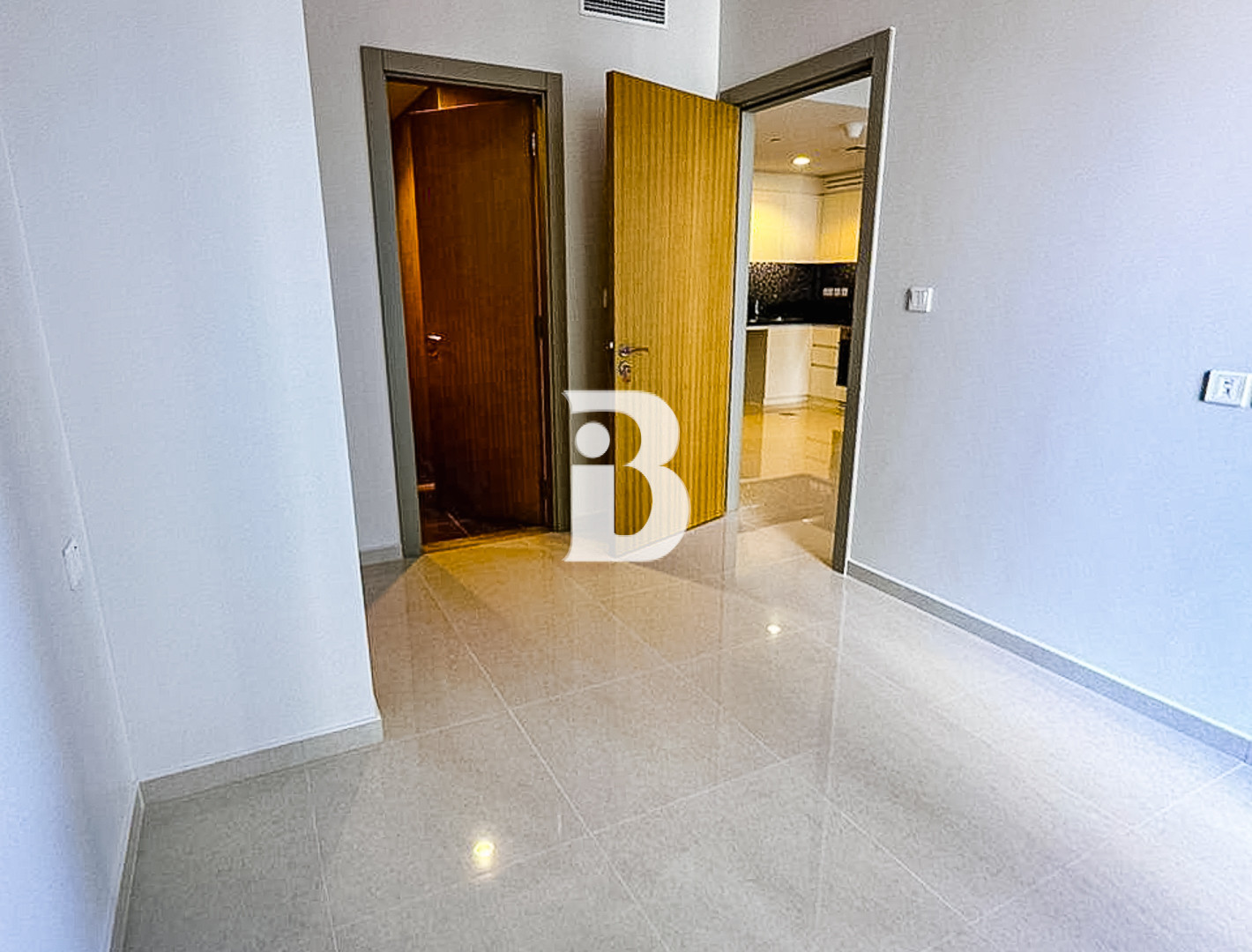 Unfurnished | High Floor | Ready to Move in