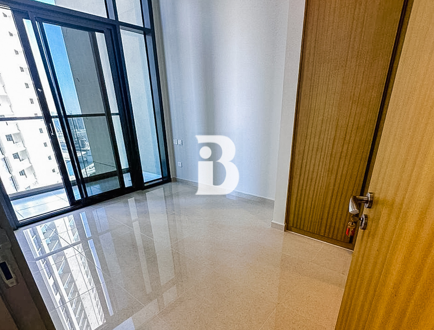 Unfurnished | High Floor | Ready to Move in