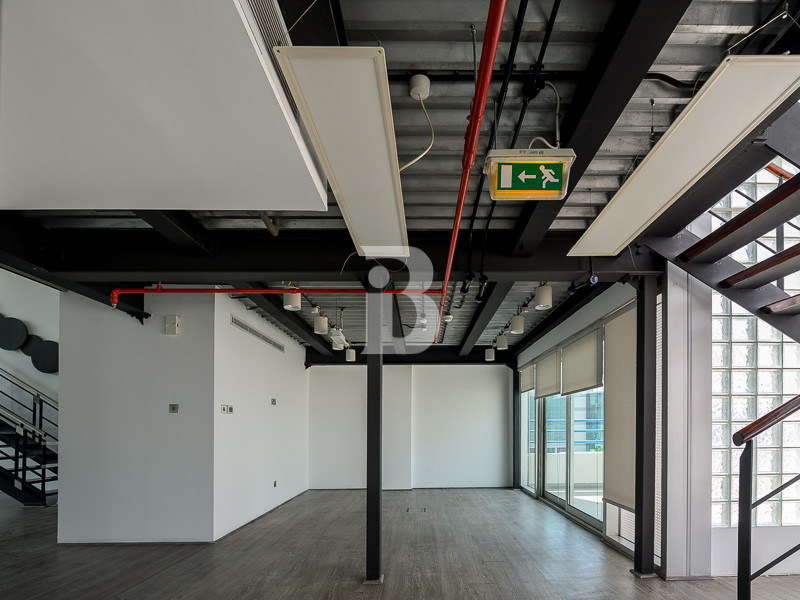 Fitted Duplex Office | Terrace | DDA License