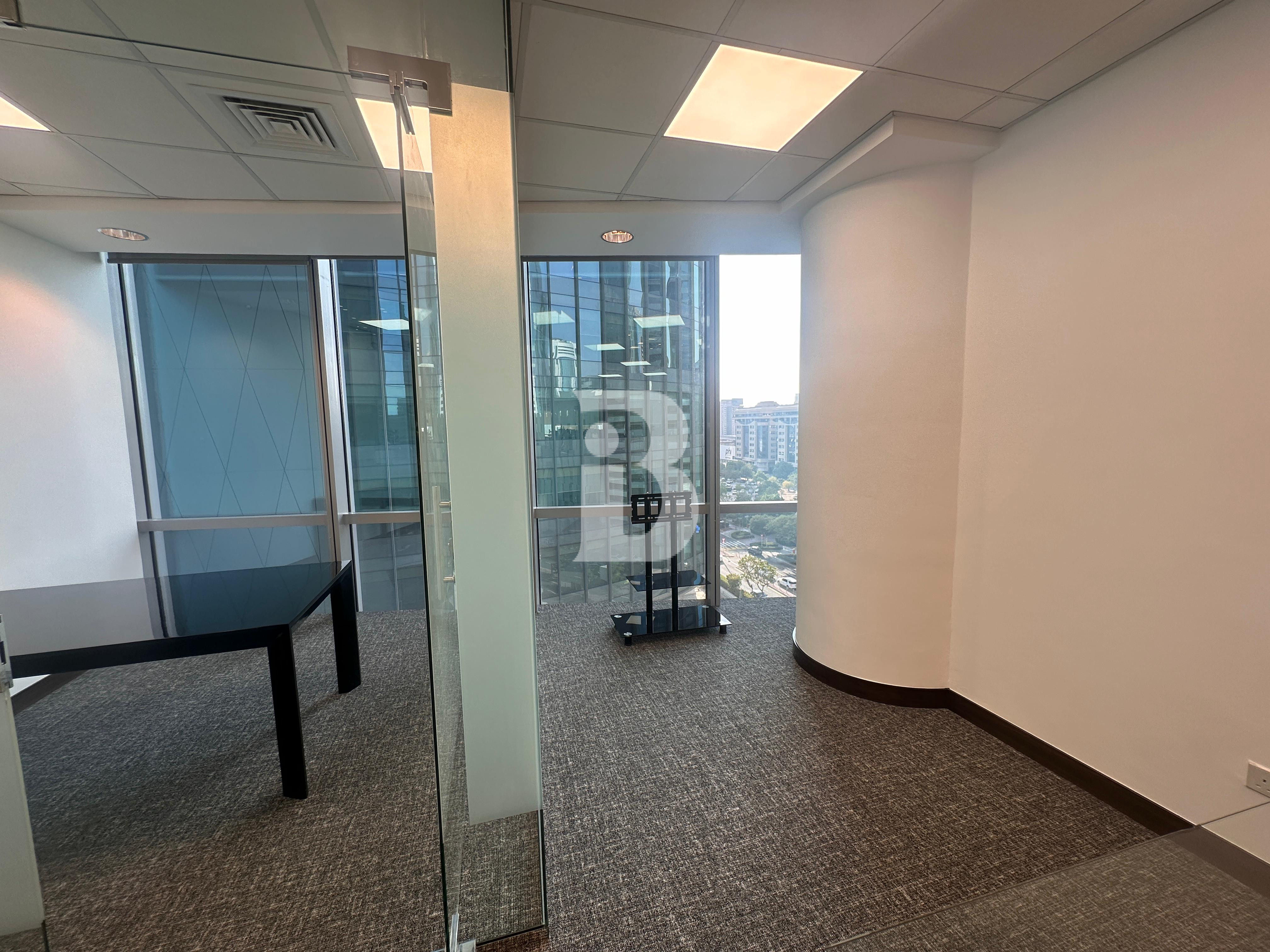 Fitted Office | All Inclusive | Fabulous View