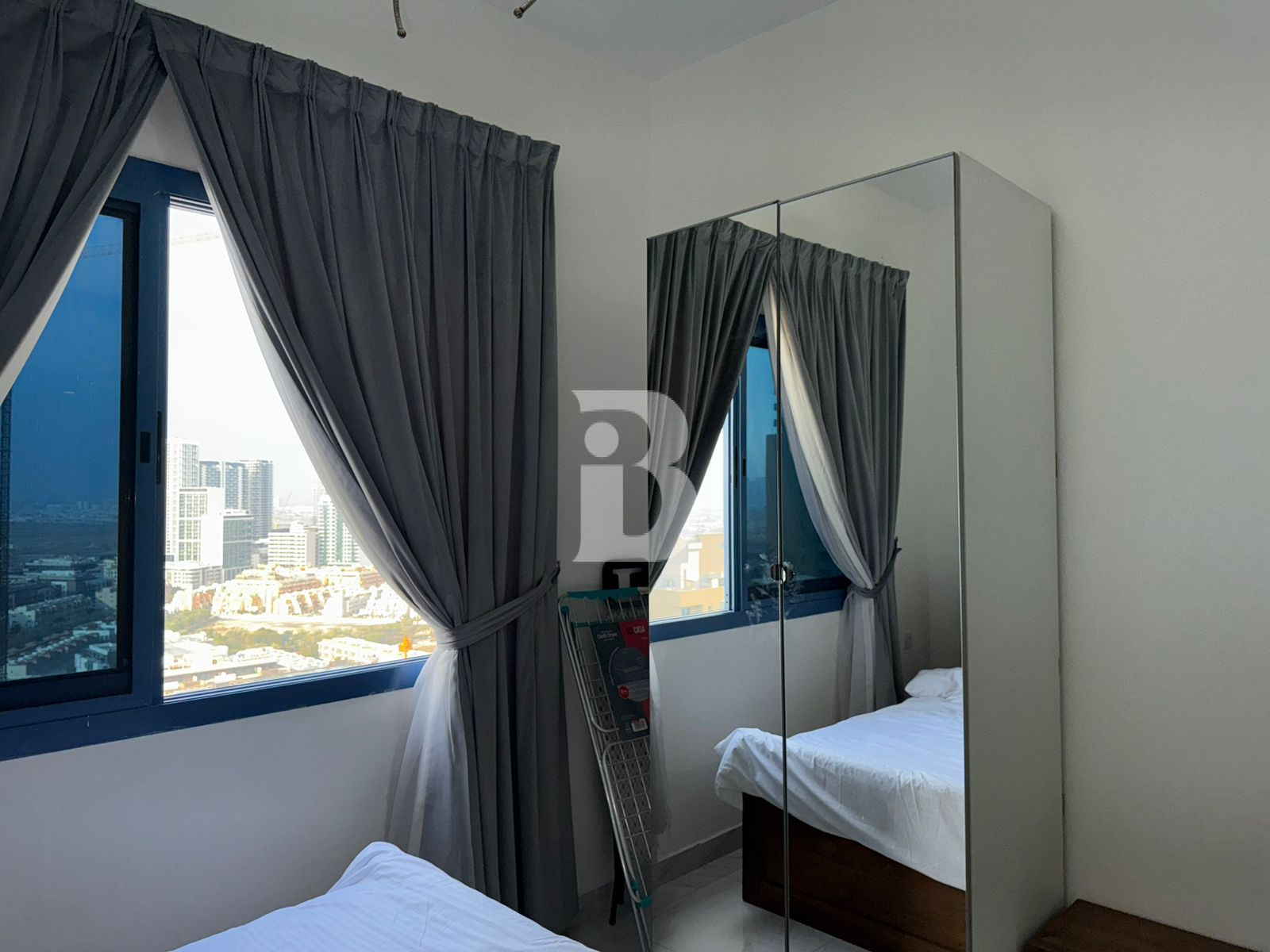 STUDIO Elegantly Furnished | Vacant | JVC