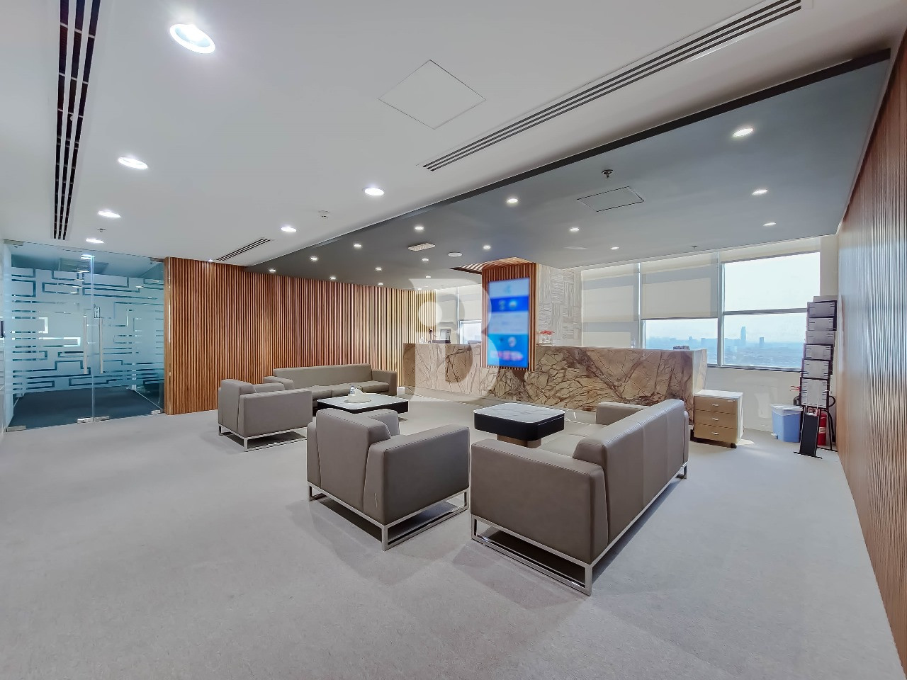 Fitted Full Floor | Investor Deal | Prime Location