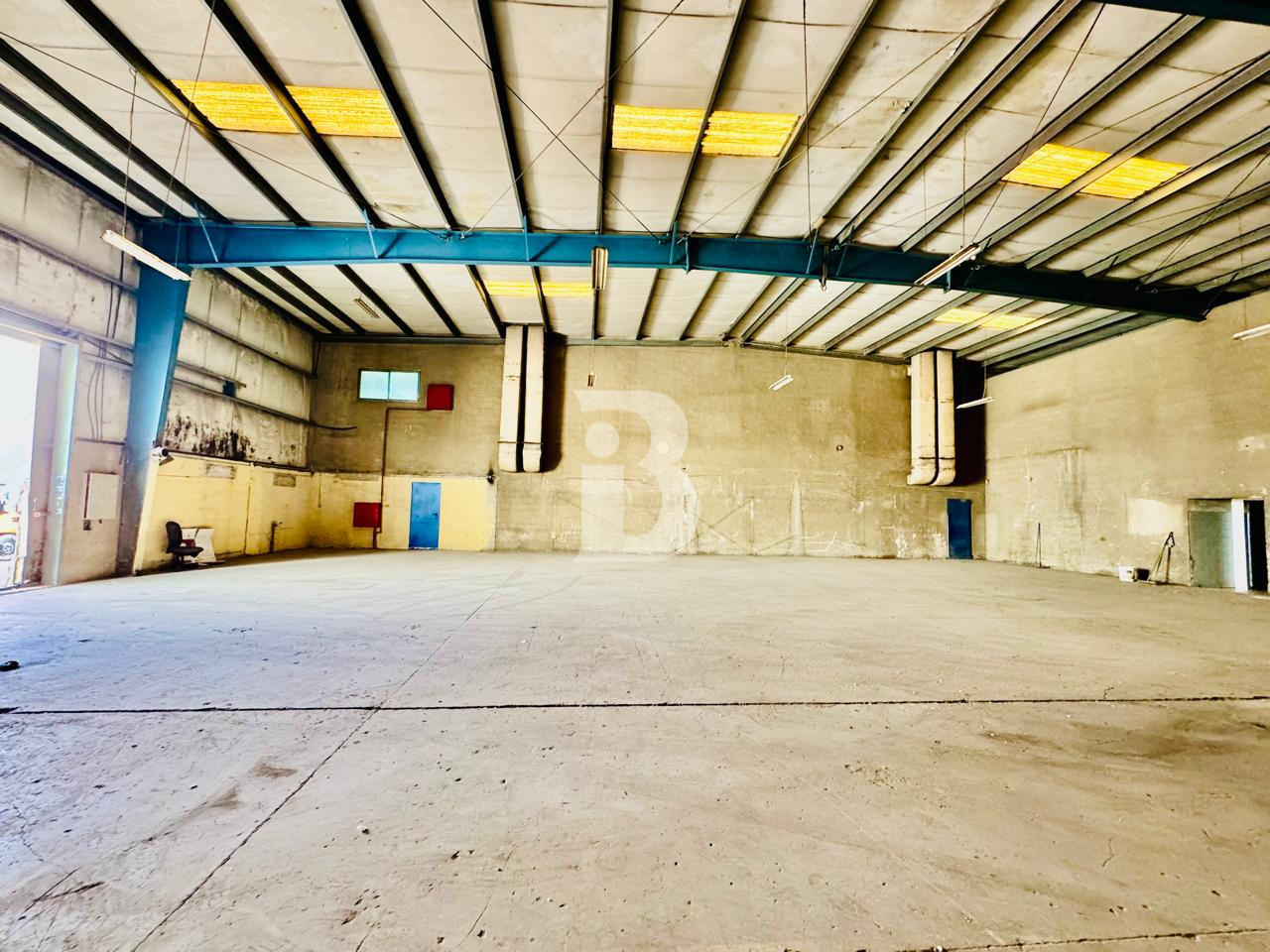 WAREHOUSE | HIGH POWER | PERFECT FOR MANUFACTURING