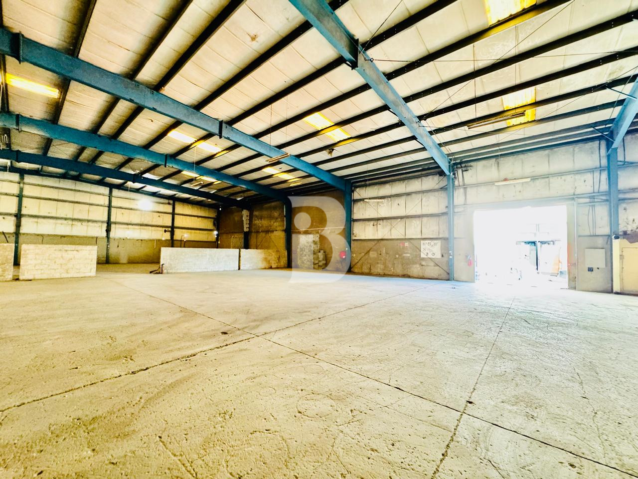 WAREHOUSE | HIGH POWER | PERFECT FOR MANUFACTURING