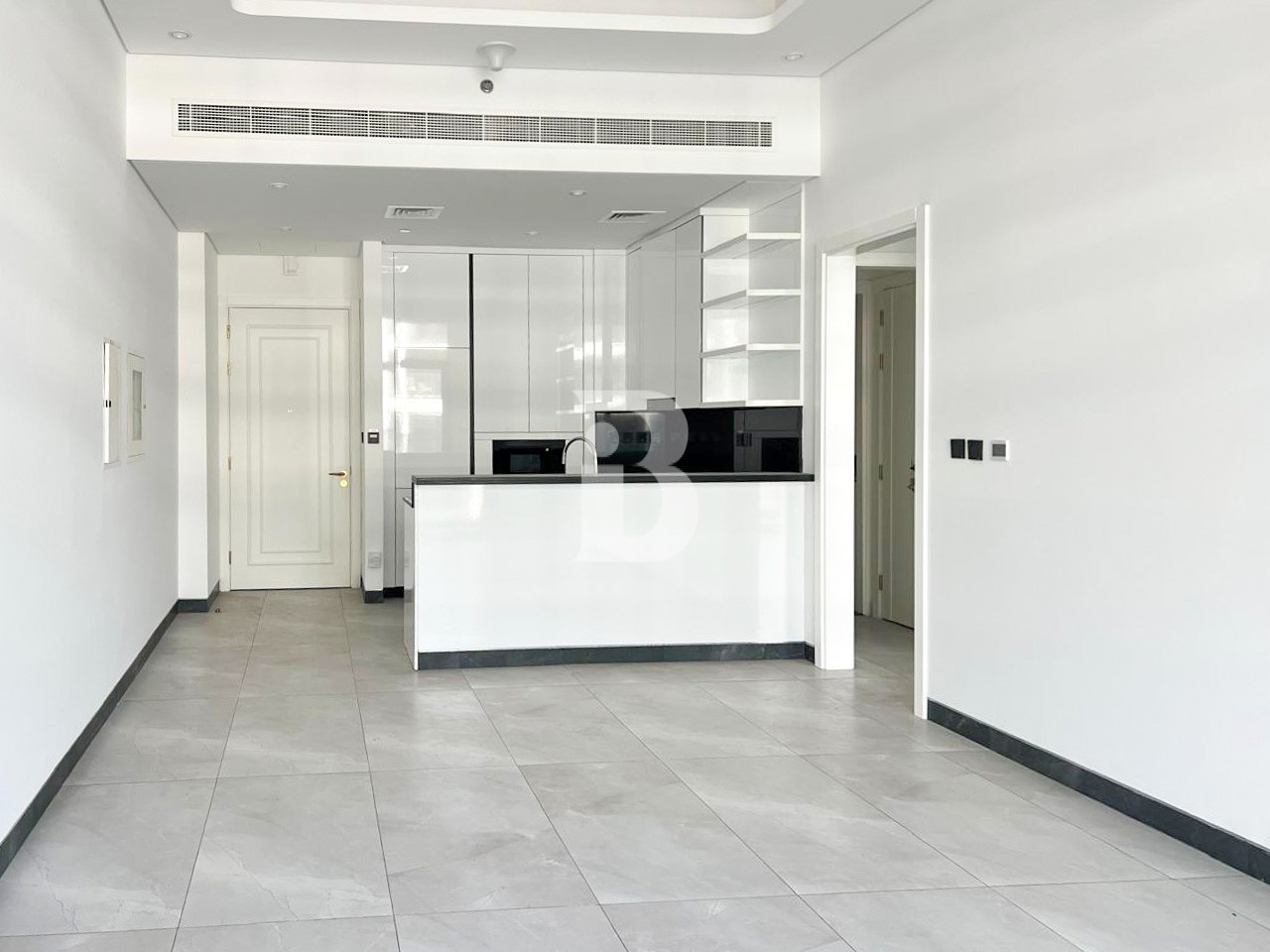 BRAND NEW | READY TO MOVE | SPACIOUS UNIT