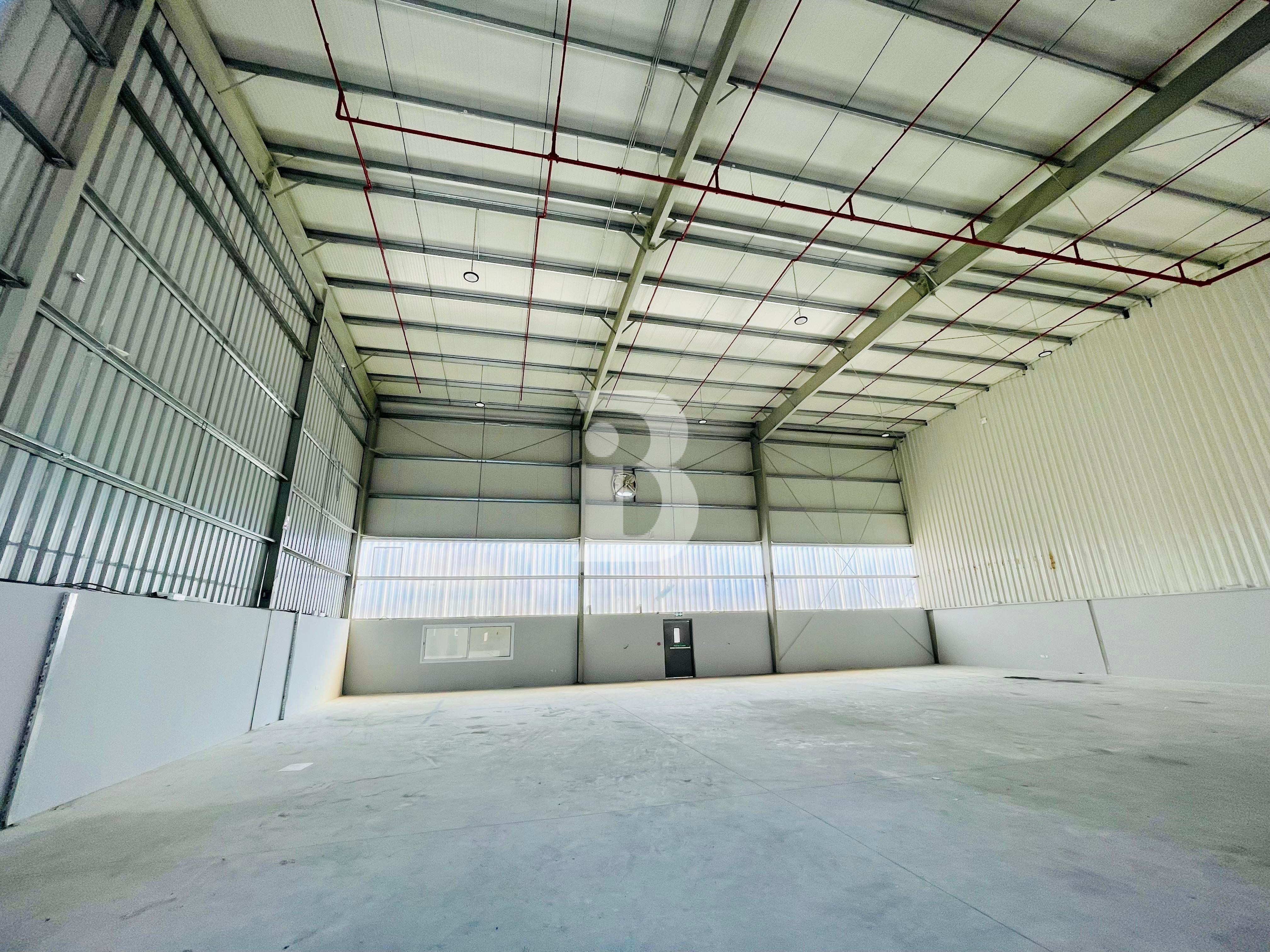 DIP Warehouse | Manufacturing, Logistic &amp; Storage