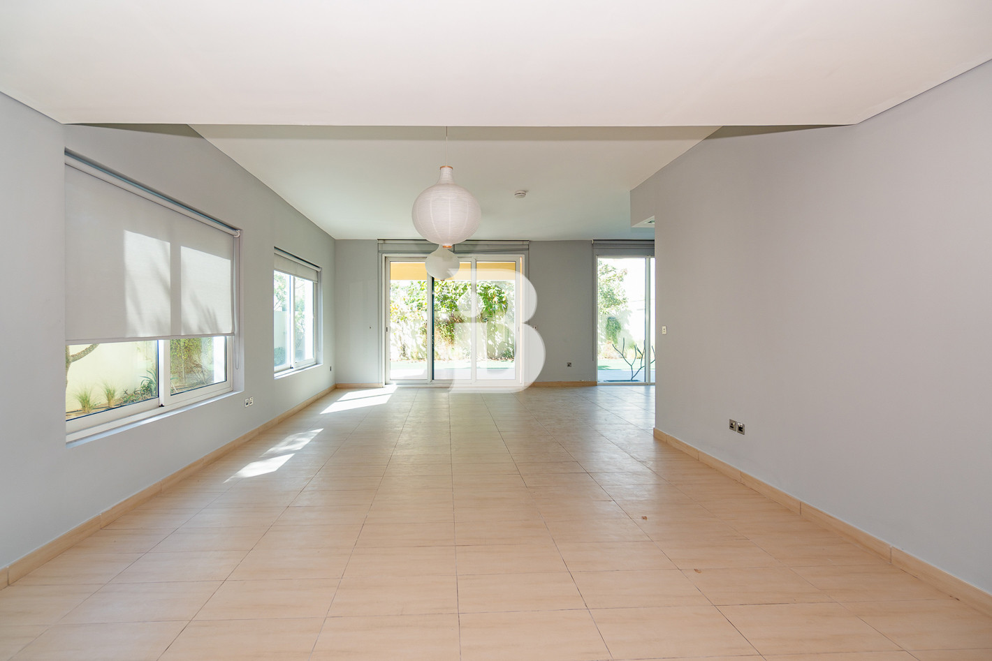 4 BR Single row | Vastu | Corner