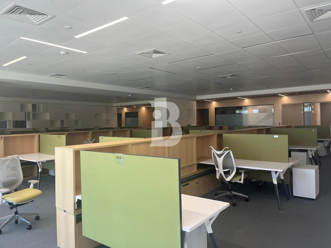 High-End Office | 127 Parking | Abu Dhabi