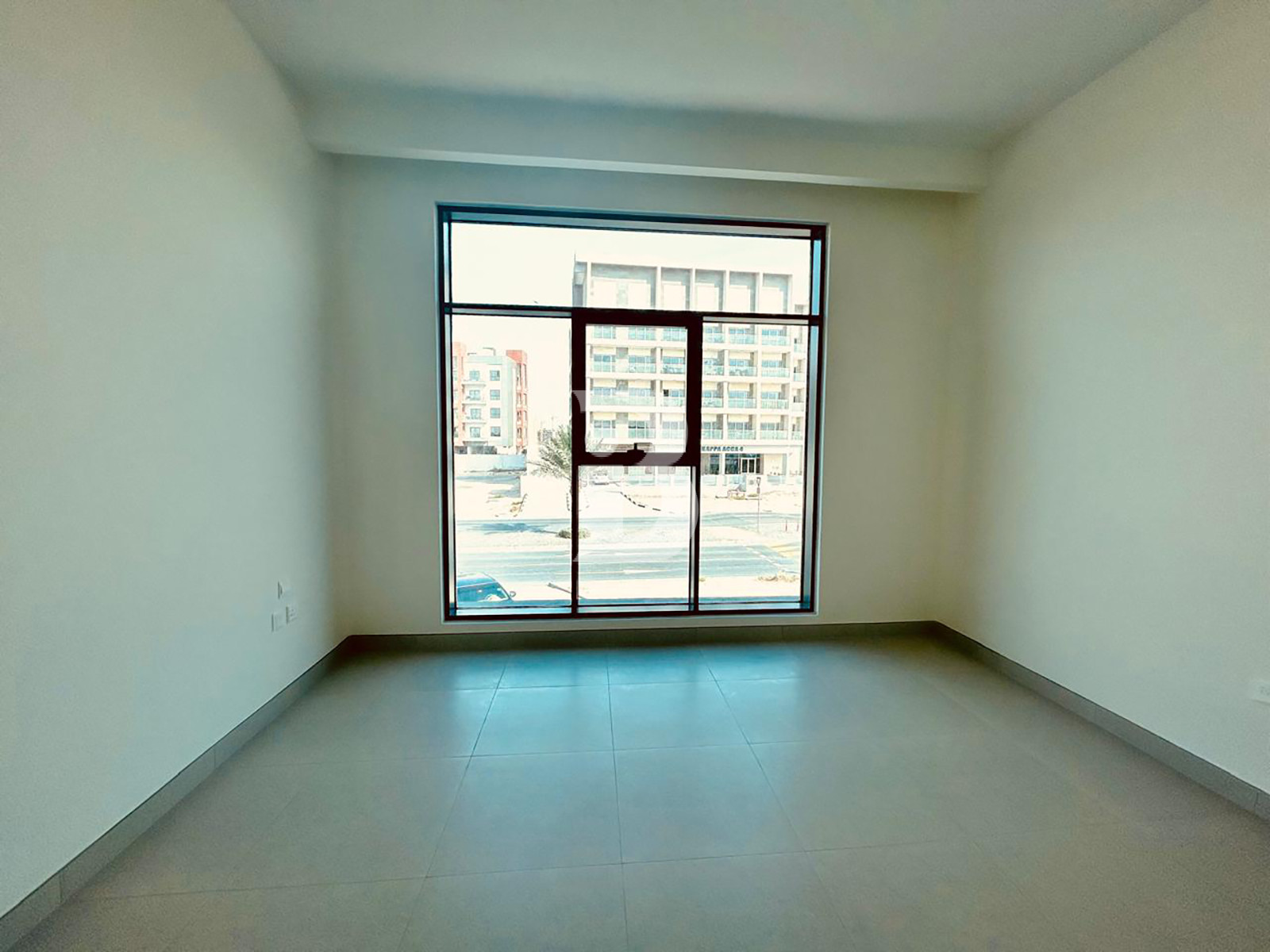 Single Row | Lake view Unit | Roof Garden