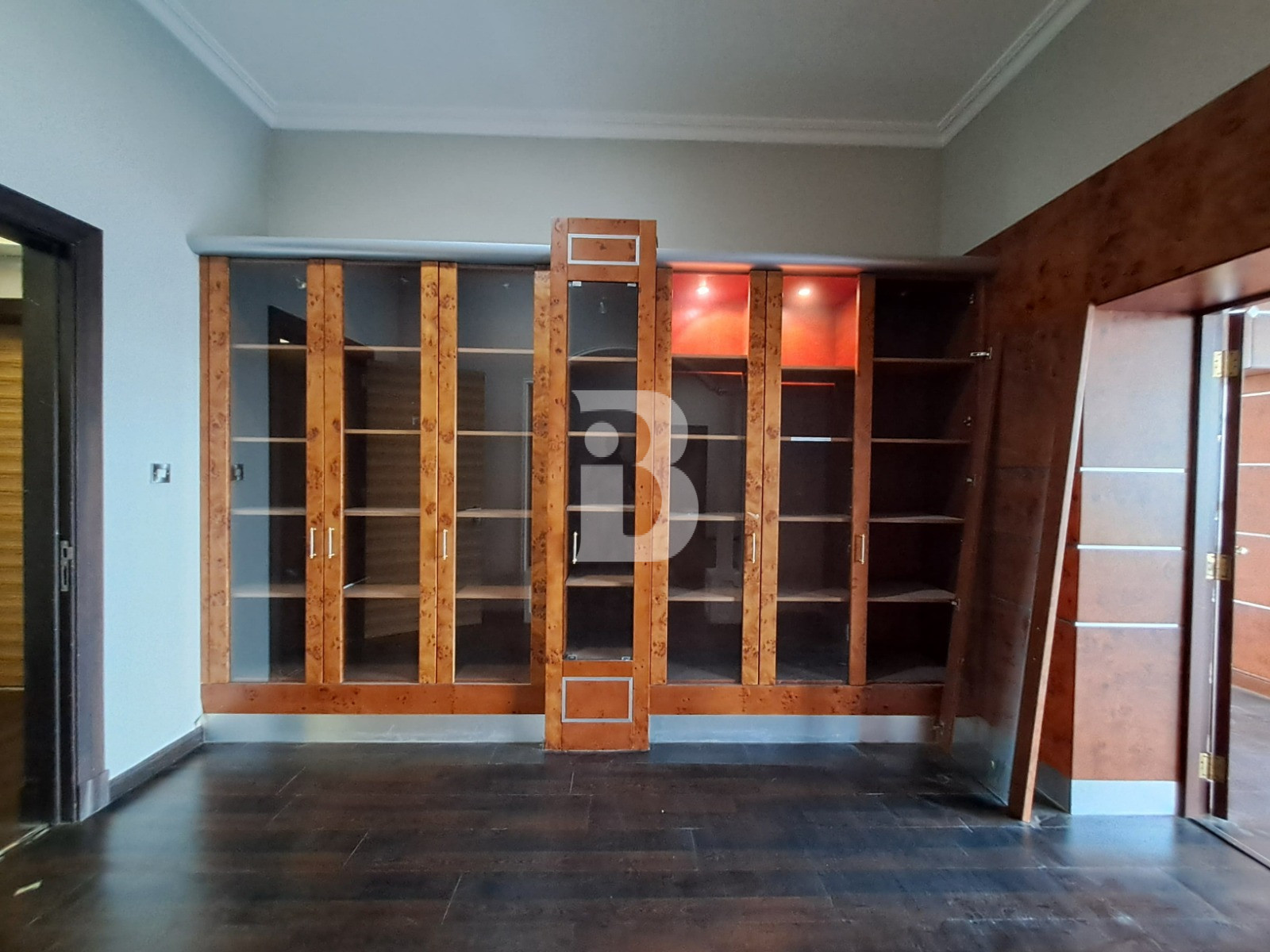 Prestigious | High-end | Commercial Offices