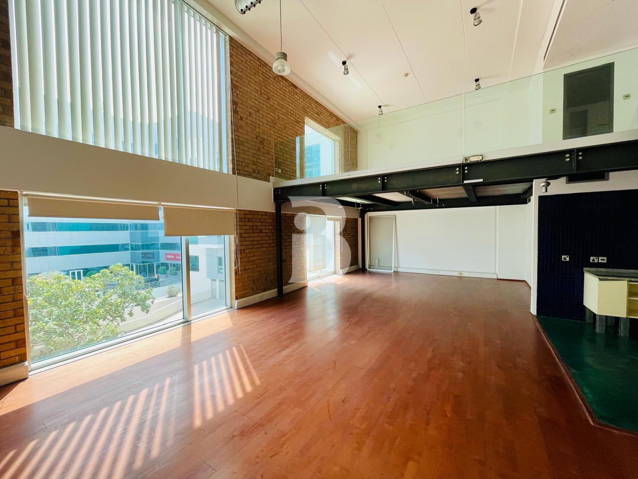 Fitted Duplex Office | Terrace | DDA License