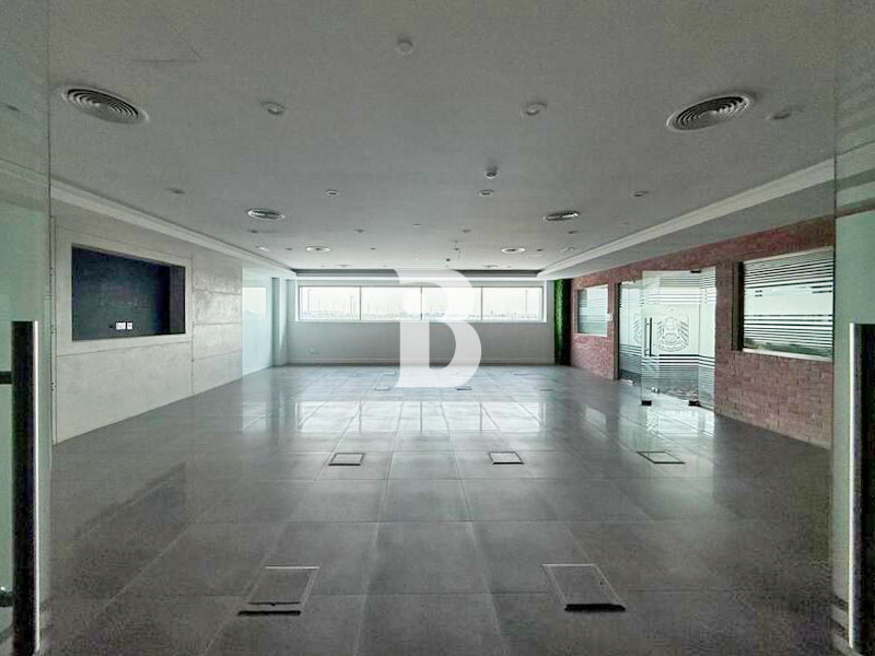 Spacious Shop | Prime Location | Ample Parking