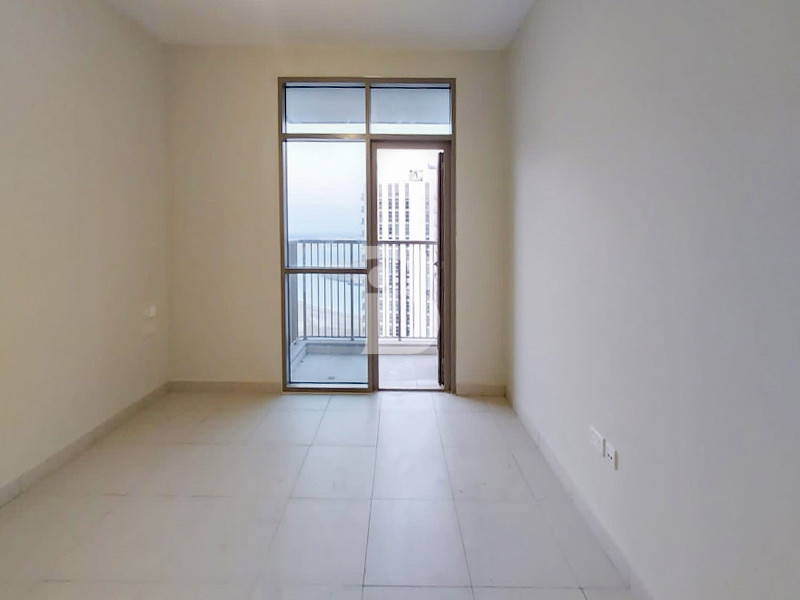 Luxury 3BHK plus maids | Sea View | High Floor