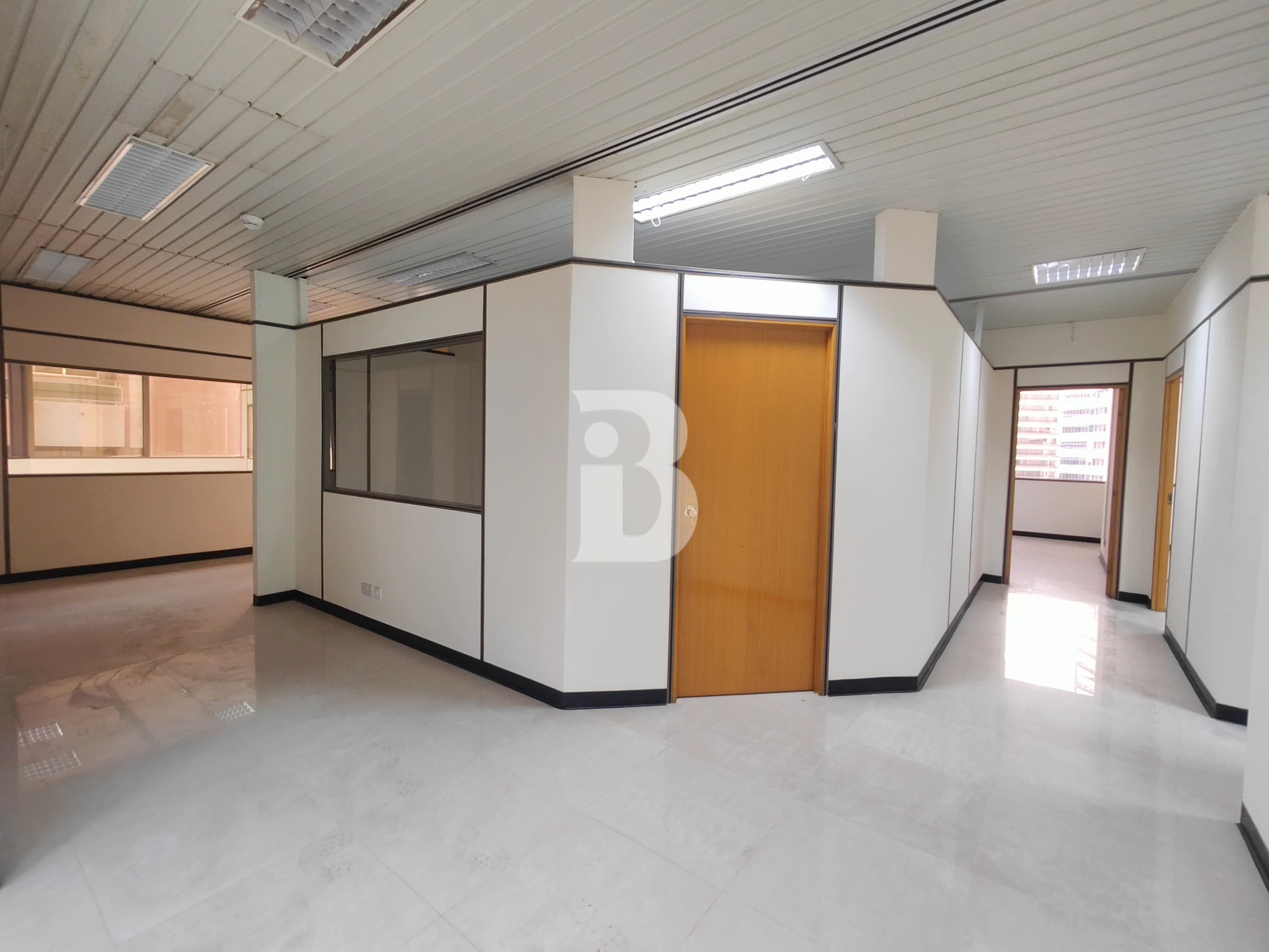 EXCLUSIVE | OFFICE | FULLY FITED READY