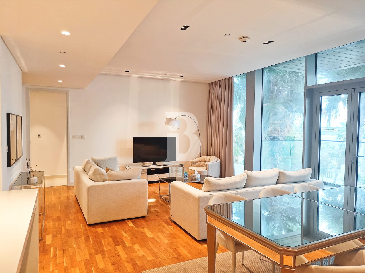 HOT DEAL | Spacious | Ready | CALL NOW