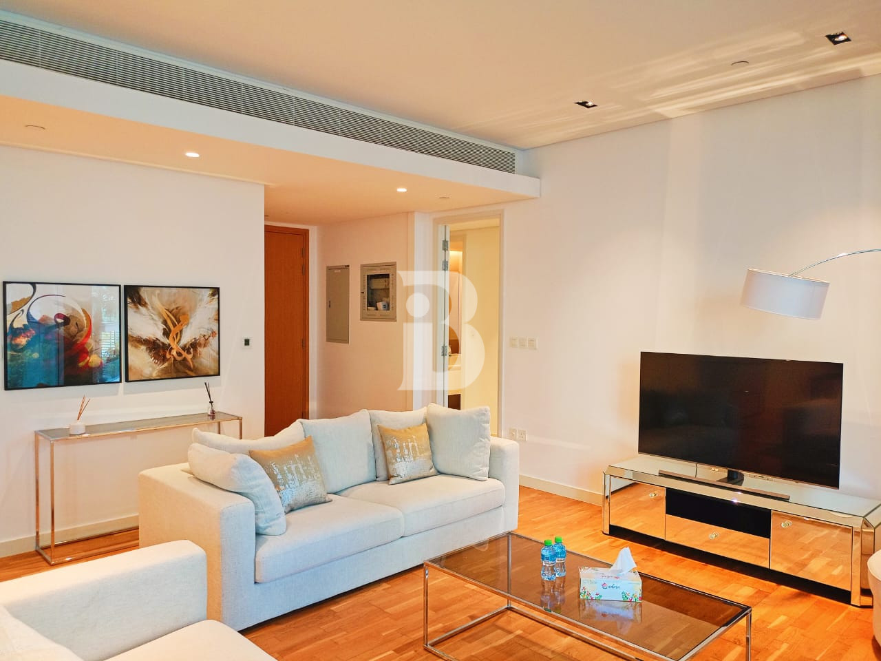 GREAT PRICE! Furnished | Huge | VACANT