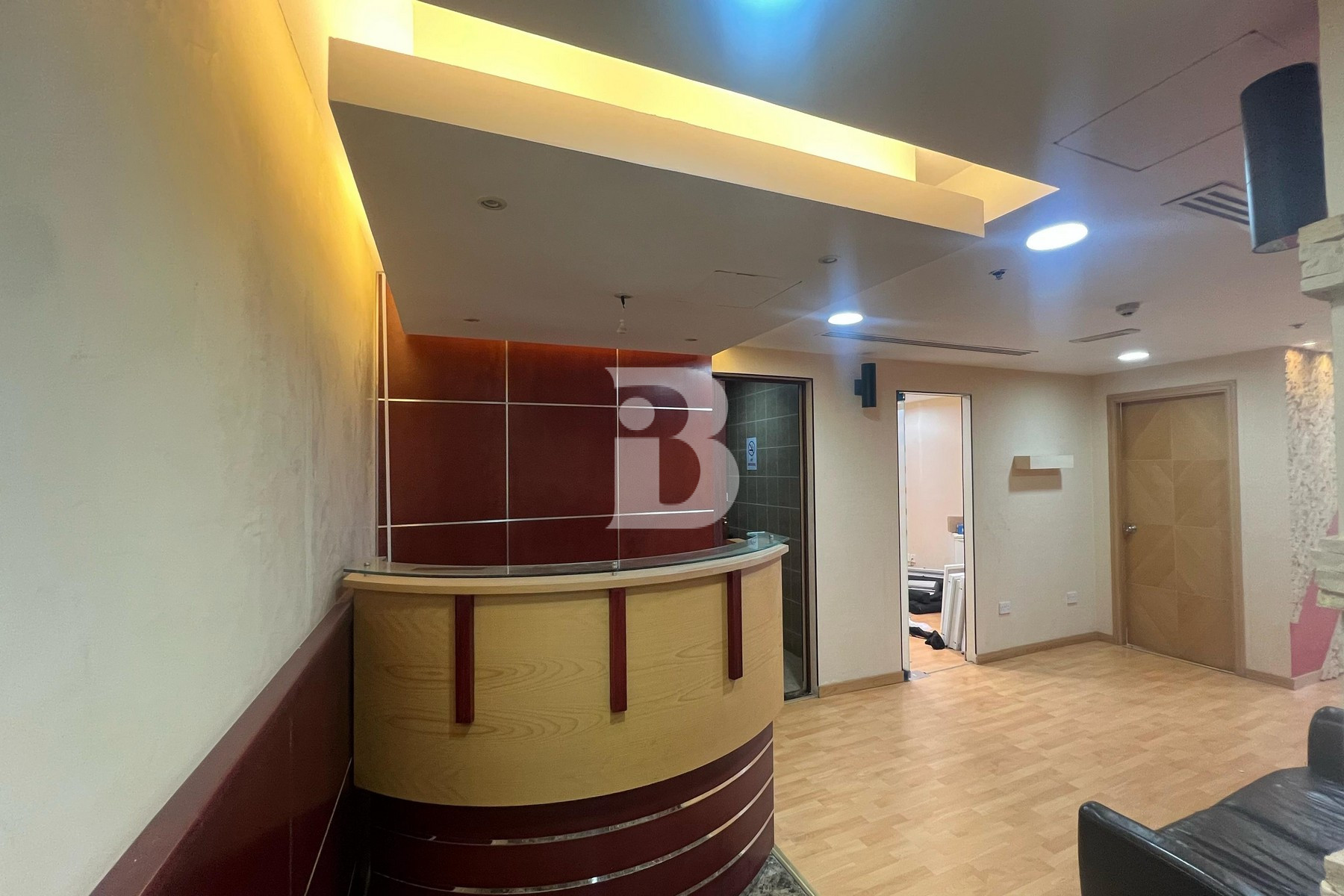 Fully Fitted | Canal View | Unfurnished