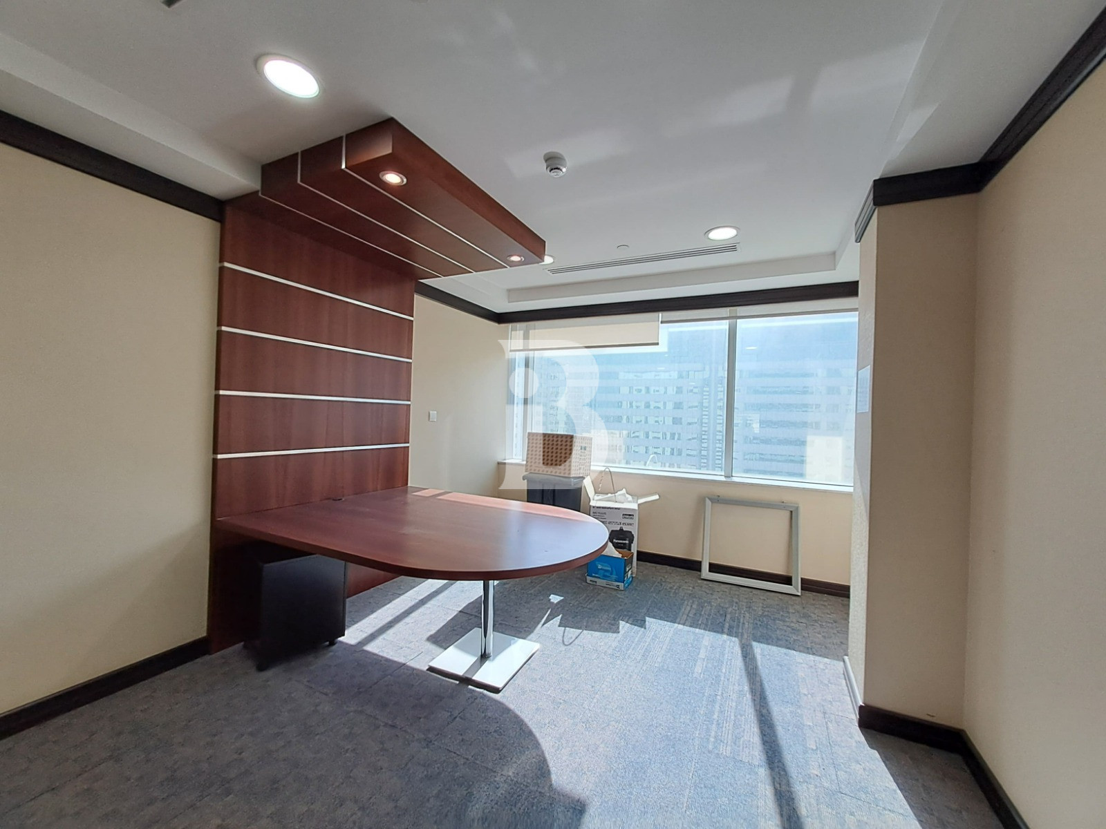 High-Class | Training Center | Office 2