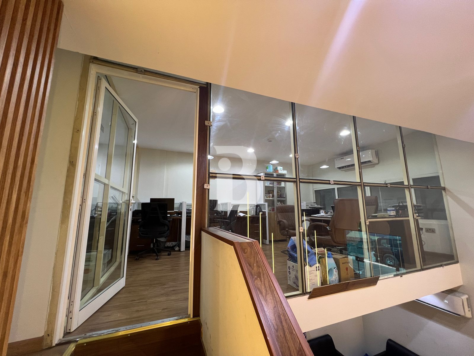 PRIME | GREAT LOCATION | STORAGE AND GARAGE