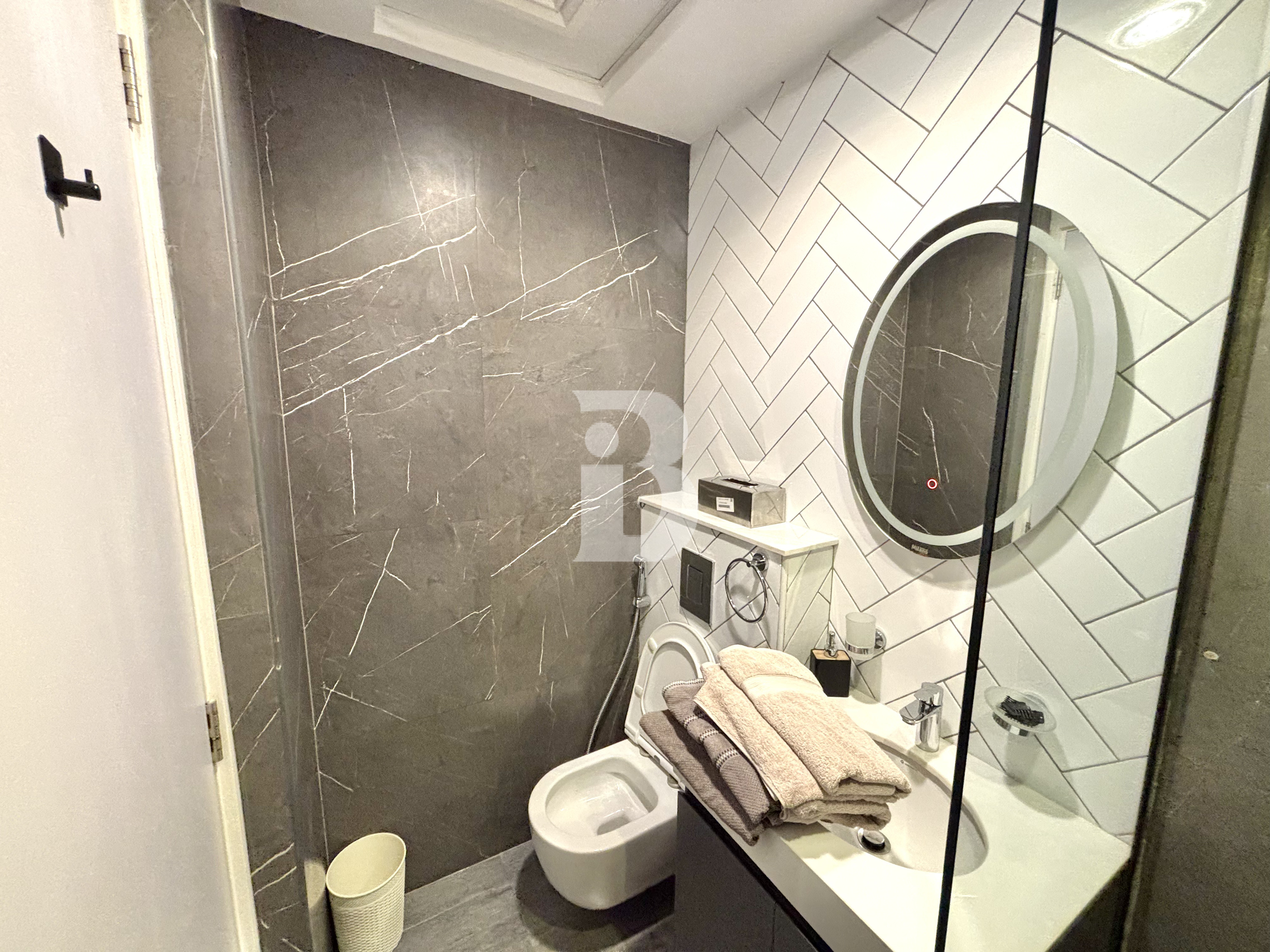 FULLY FURNISHED with MAID |VACANT |PRIME LOCATION