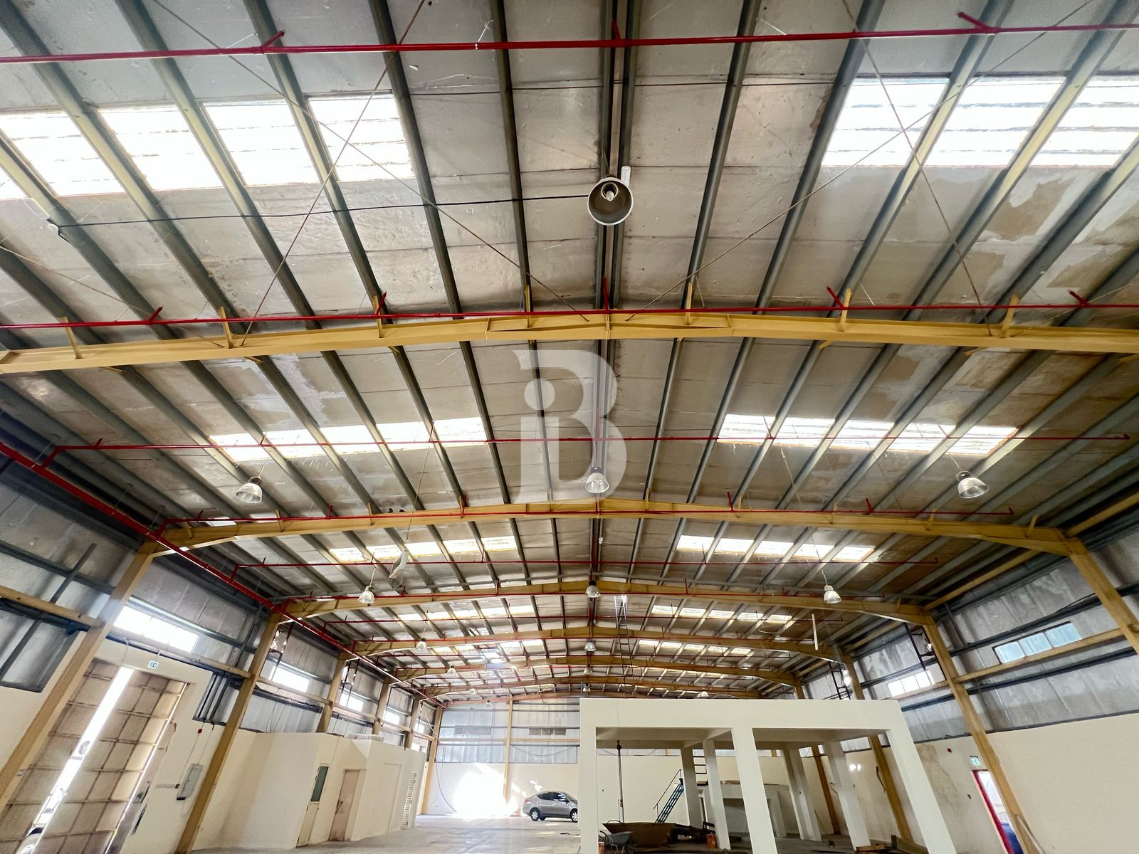 200 KW 12100 Sqft Warehouse in DIP