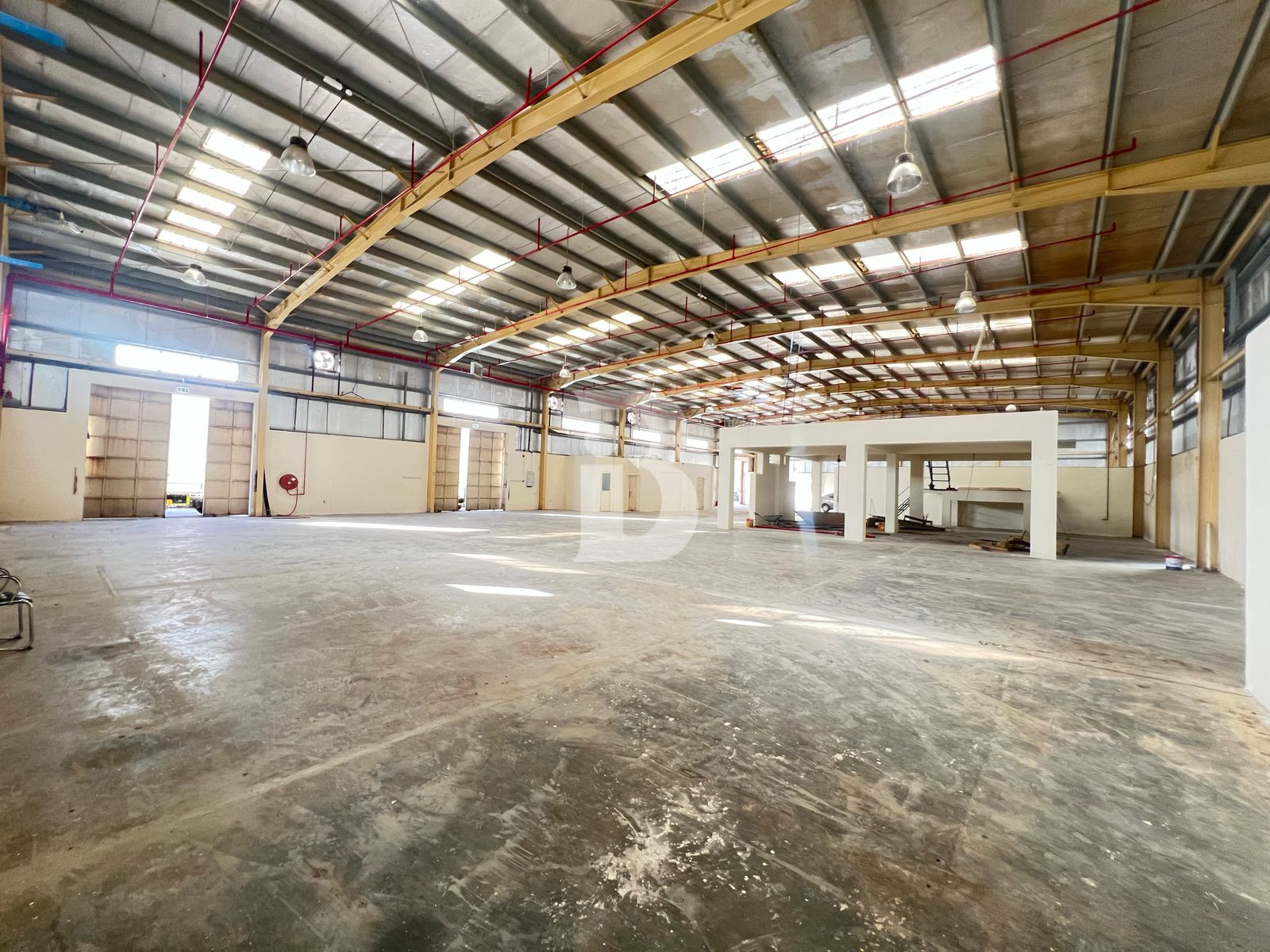 200 KW 12100 Sqft Warehouse in DIP