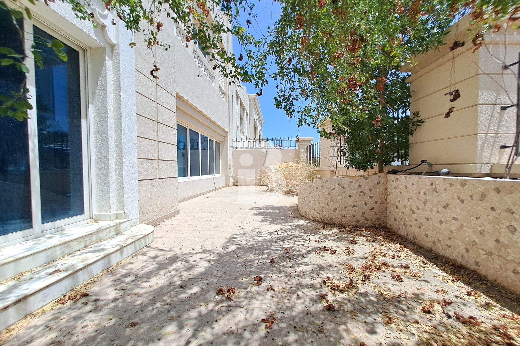 Marina View | Prime Area | Partial Sea View