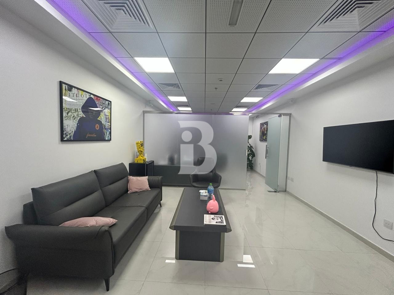 FULLY FURNISHED || DOWNTOWN AREA || 1 PARKING