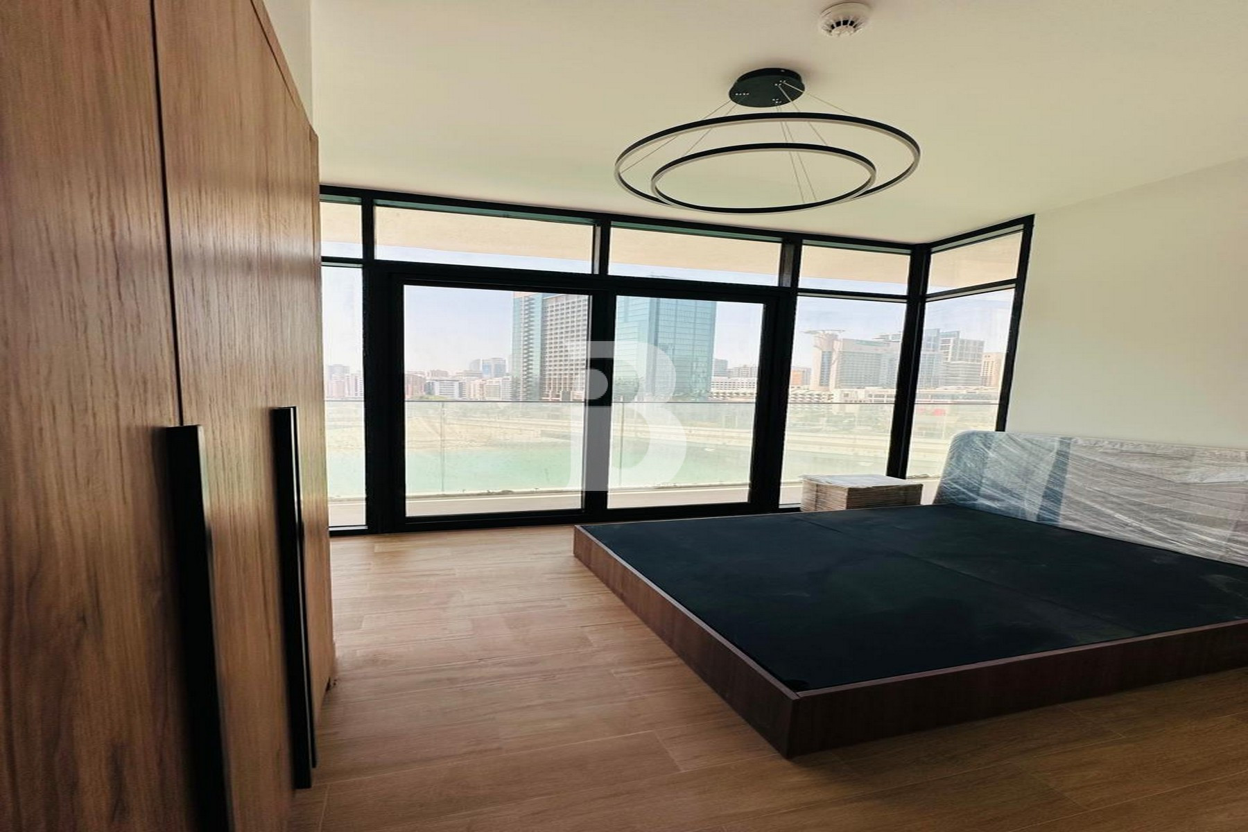 Kitchen Appliances | Furnished | Simplex