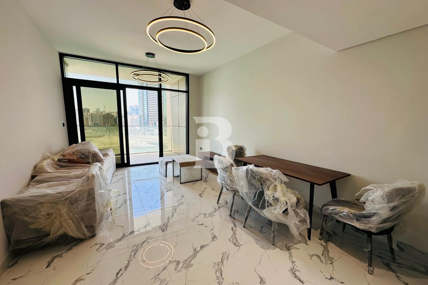 Kitchen Appliances | Furnished | Simplex