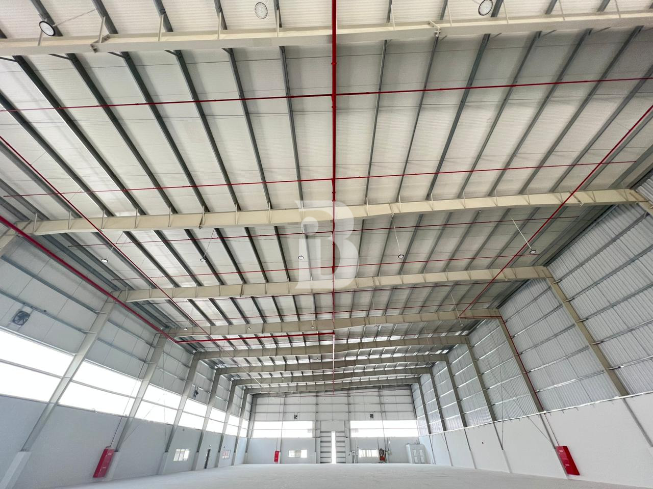 Only 55 psft 800 KW 55000 sqft Warehouse in DIC