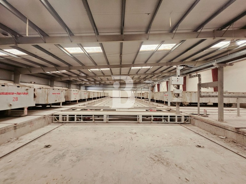 150,000 SQM | Great Access | Prime Location -ICAD