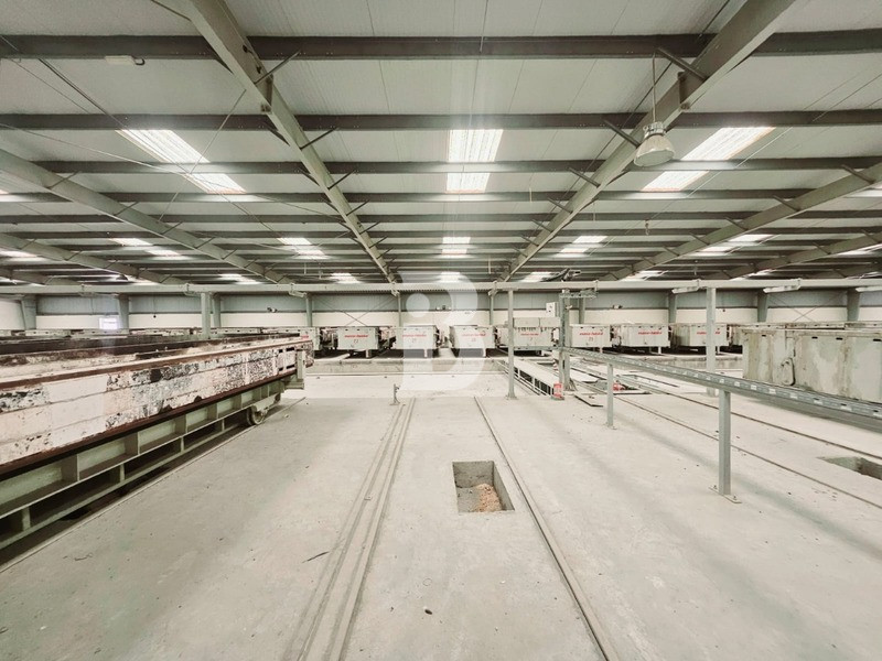 150,000 SQM | Great Access | Prime Location -ICAD