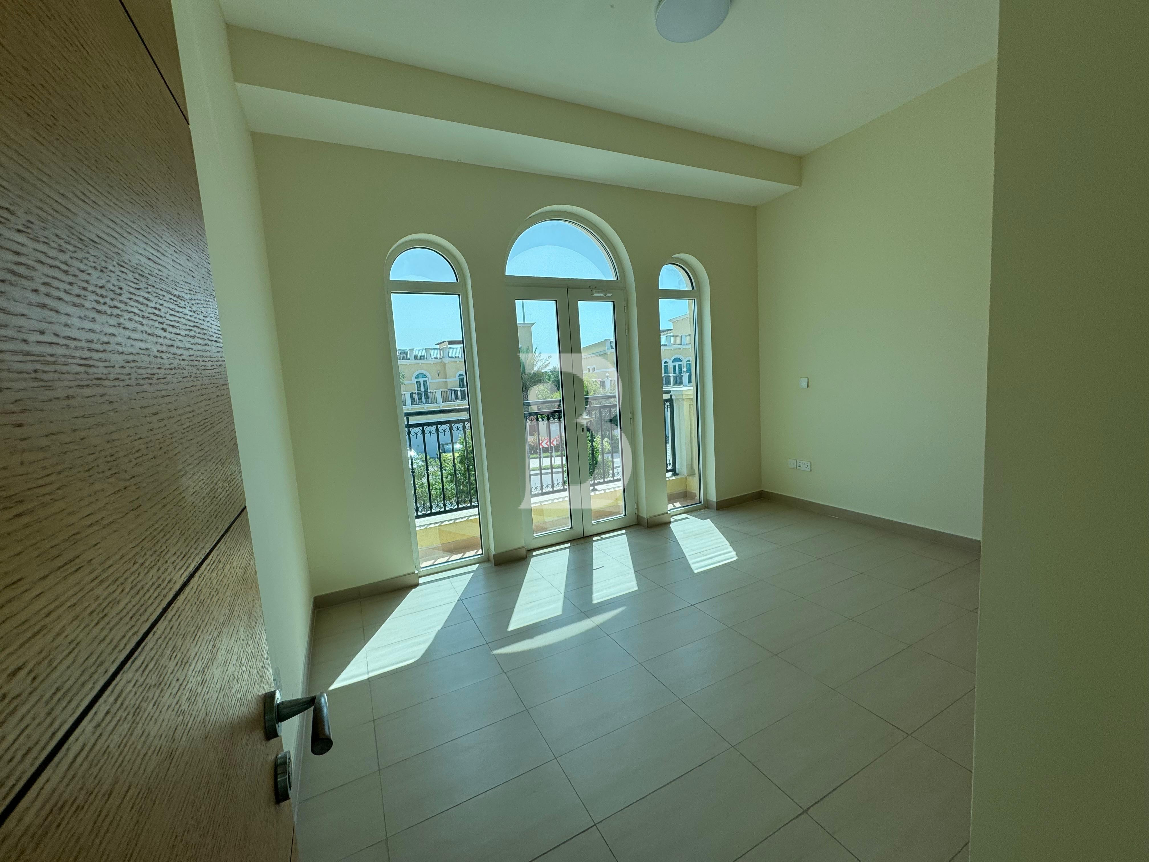 SINGLE ROW | VOT | CORNER PLOT