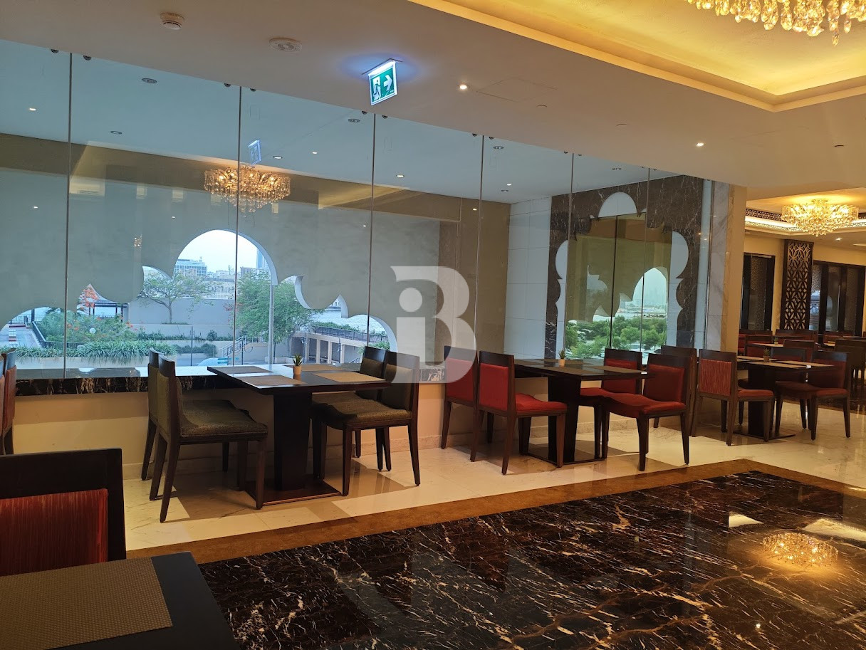 FINE DINING RESTAURANT | ICONIC CREEK VIEWS