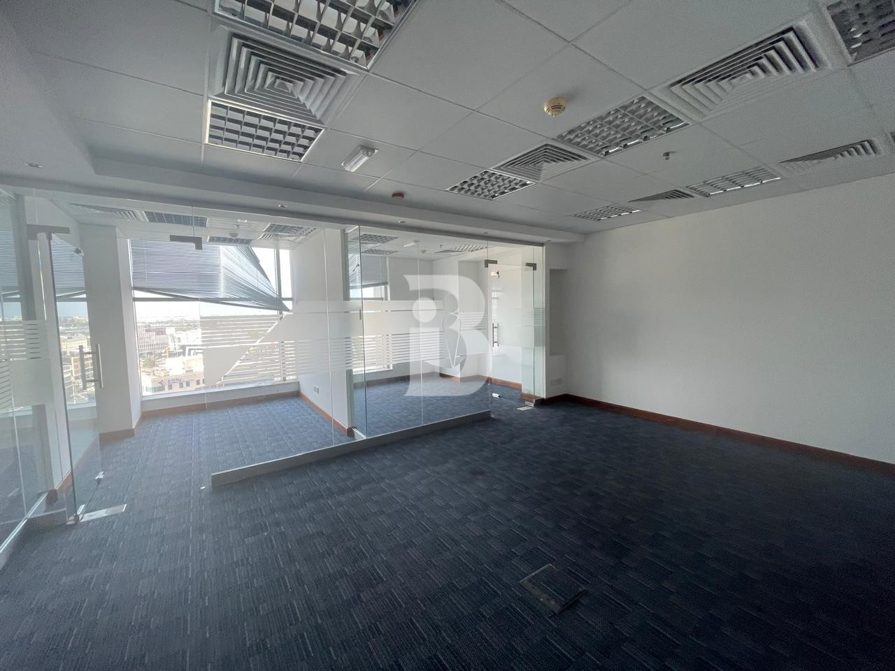 Prime Office | Stunning Views | DDA License