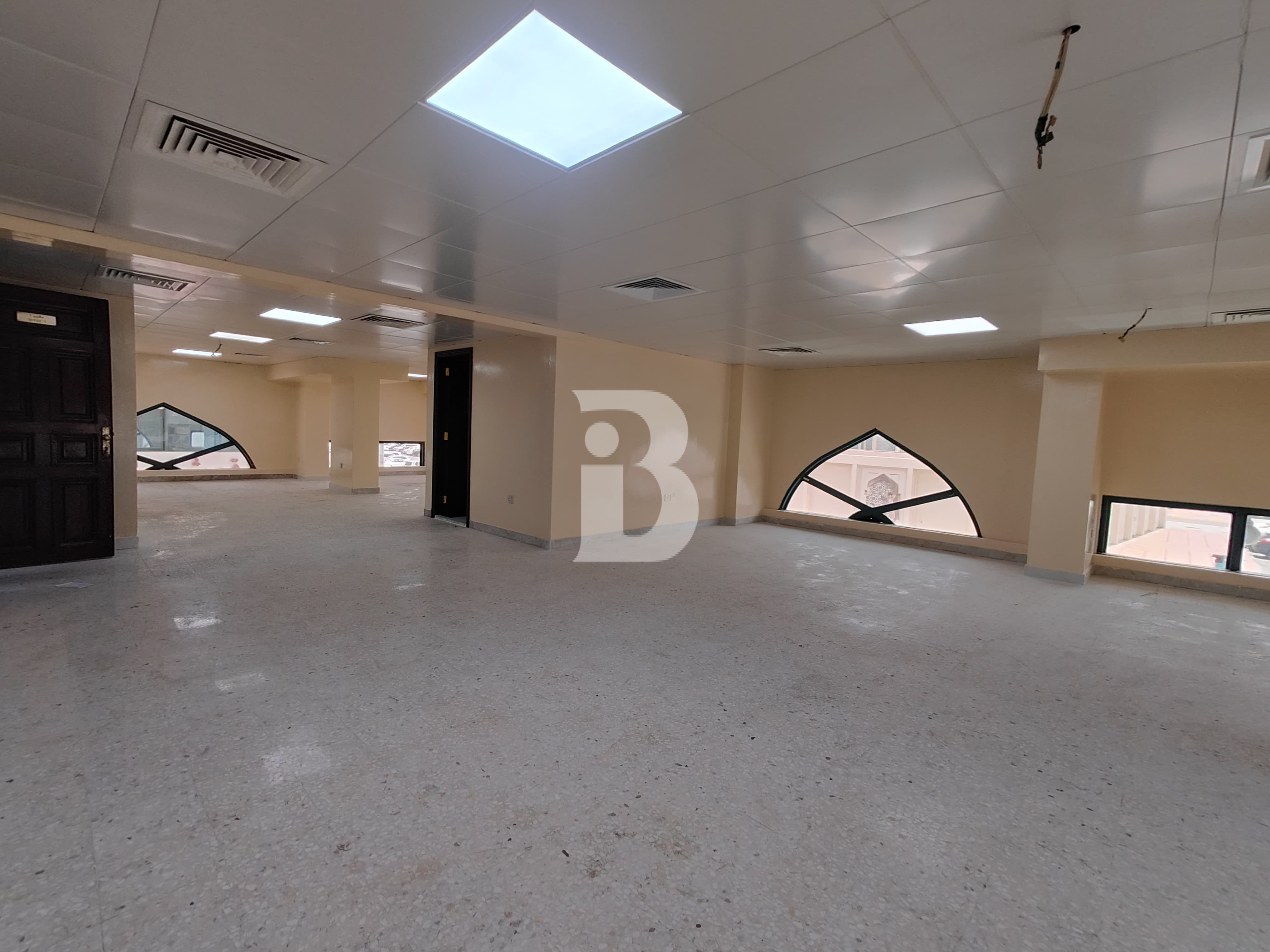 COMMUNITY VIEW | OFFICE | FITTED | BEST PRICE