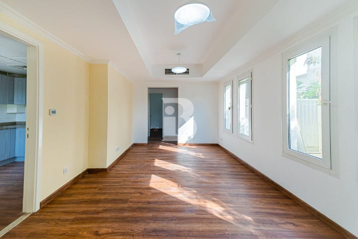 Spacious Villa |Study + Garden |Direct Lake View