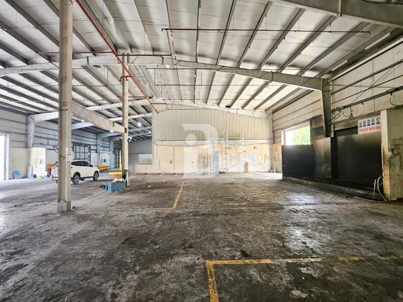 250sqm | Spacious Warehouse for Lease ICAD