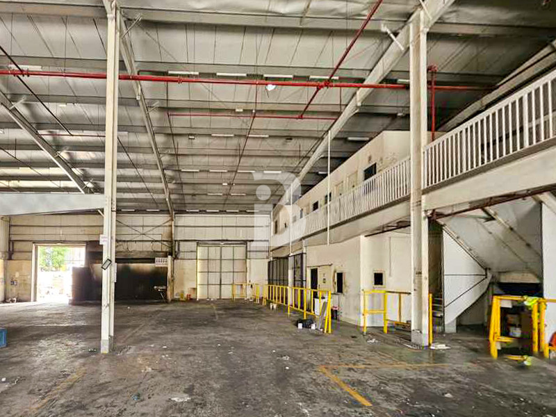 450 Sqm | Spacious Warehouse for Lease ICAD