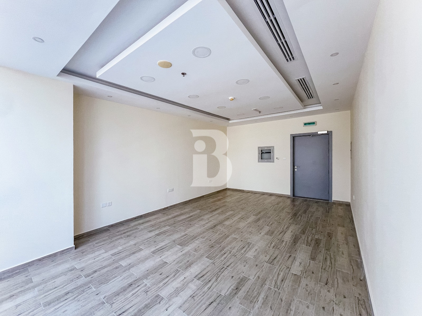 Vacant End of May | Mercedes View | Fitted