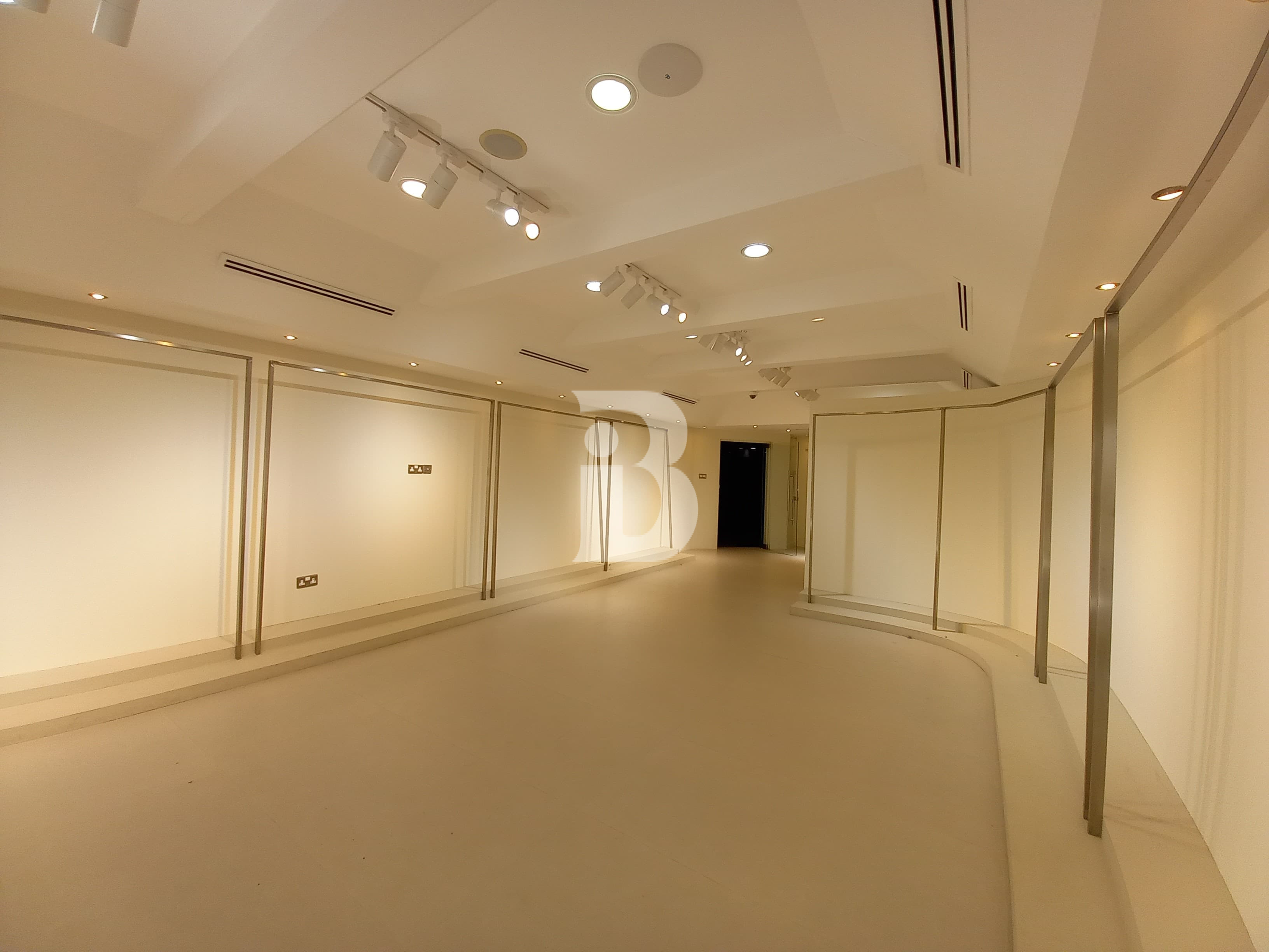 Spacious Office for Rent | Prime Corniche Location