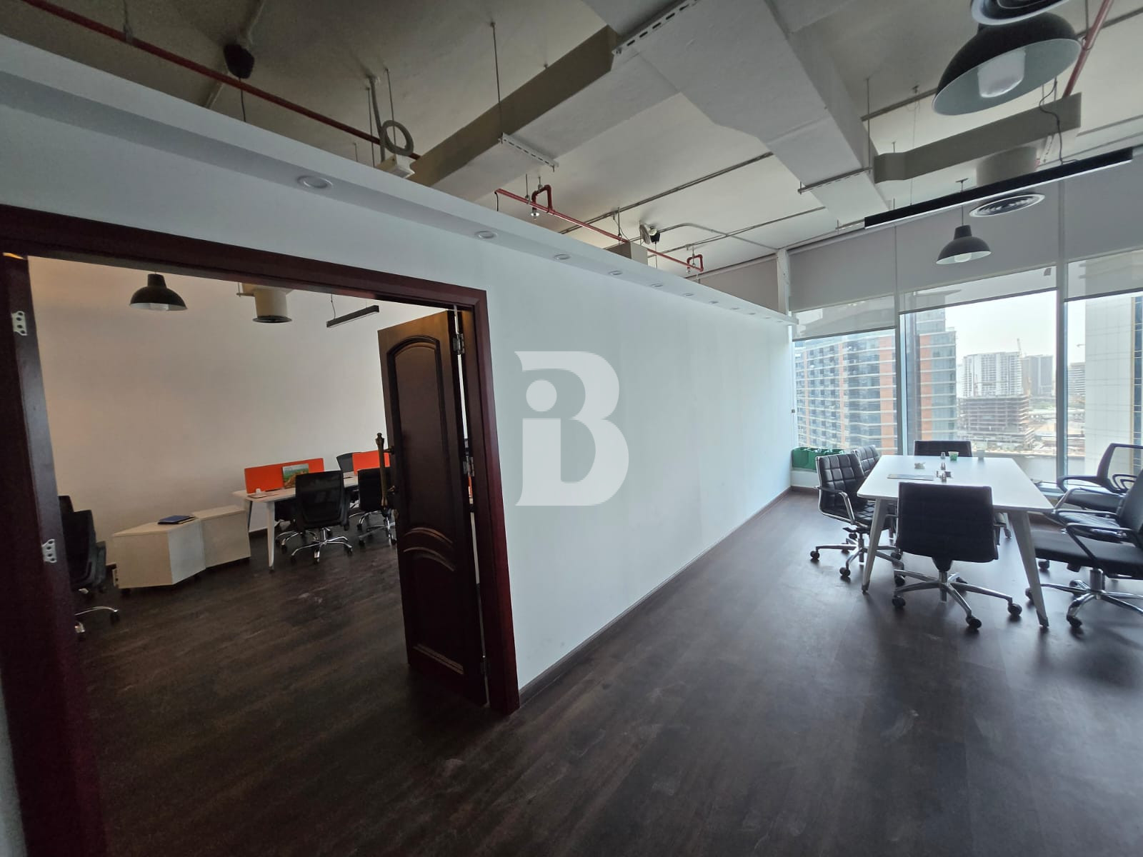 HIGH FLOOR | FULLY FITTED UNIT | AMAZING VIEWS