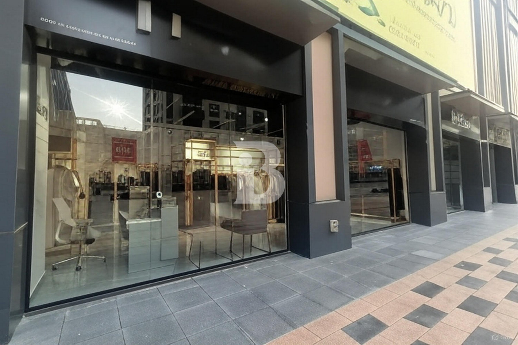 High Footfall | Street Level Visibility