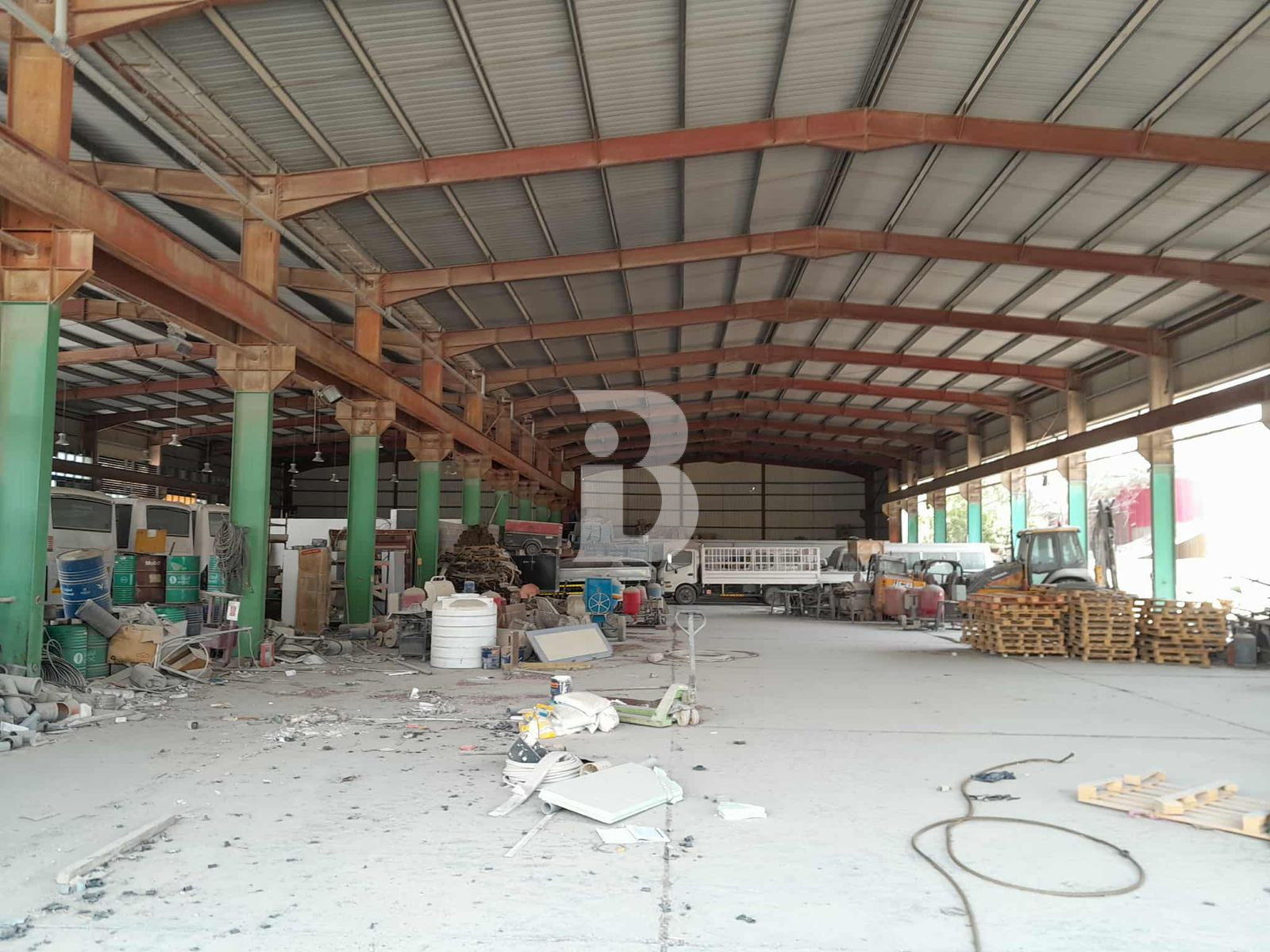 WAREHOUSE + SHED | Prime Location | 34 / SQ FT 3